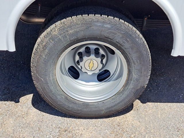 New 2025 Chevrolet Express 3500 Service Utility Van for sale #S1100217 - photo 17