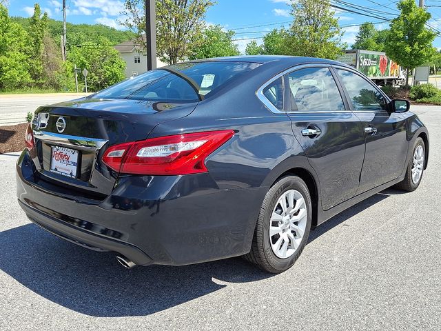 2017 Nissan Altima 2.5 S - 5