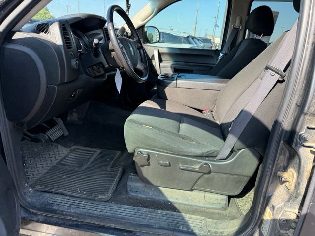 2011 Taupe Gray Metallic Chevrolet Silverado 1500 LT 4X4 Truck