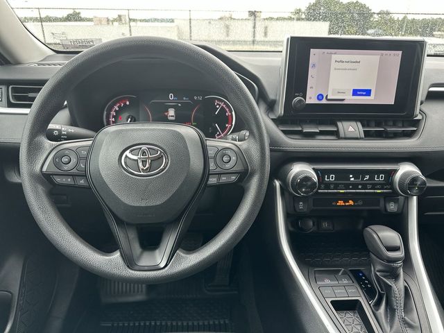 2023 Toyota RAV4 XLE 7