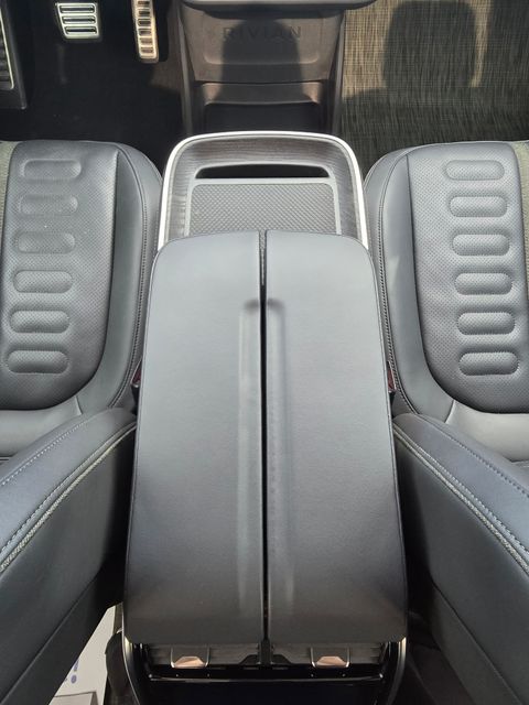 2023 Rivian R1S Adventure:46310A