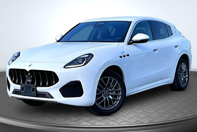 White 2024 Maserati Grecale SUV / Crossover All-Wheel Drive 8-Speed Automatic