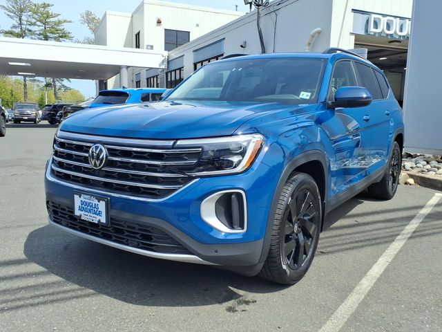 2026 Volkswagen Atlas - Image 2
