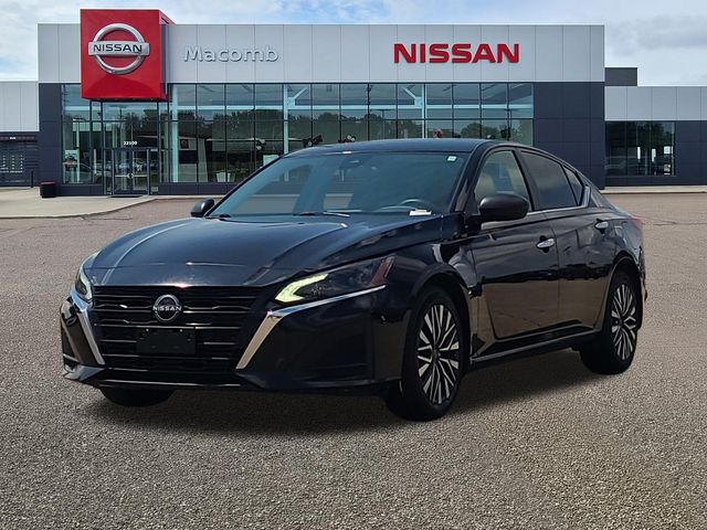 Used 2024 Nissan Altima Sedan