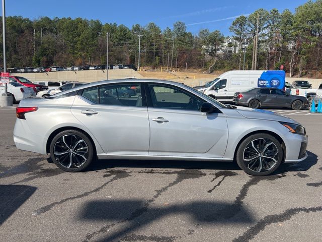 2023 Nissan Altima 2.5 SR 7