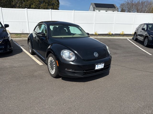 Deep Black Metallic 2014 Volkswagen Beetle 1.8T Hatchback Front-Wheel Drive 6-Speed Automatic