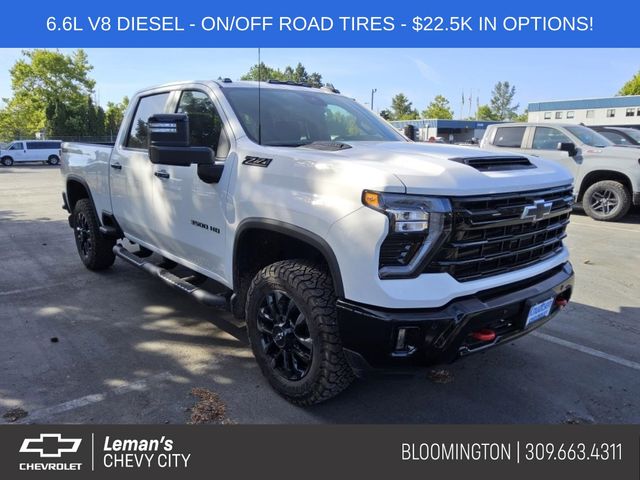 Summit White 2026 Chevrolet Silverado 3500HD Pickup Truck Four-Wheel Drive Automatic