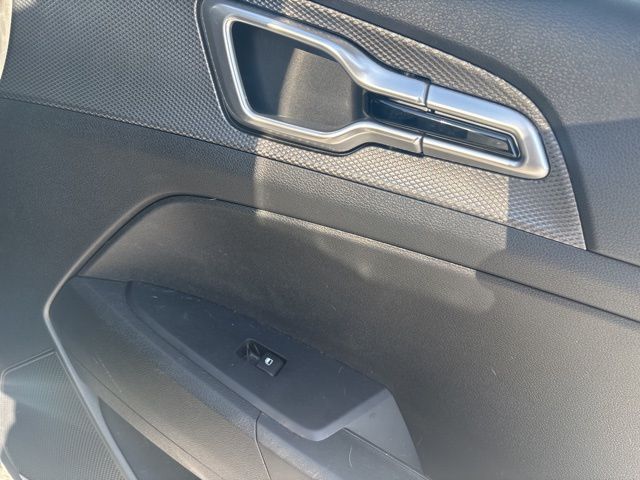 used 2024 Kia Sportage Hybrid car, priced at $25,799