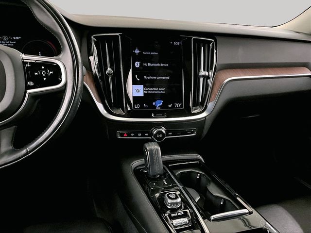 2021 Volvo S60 Recharge Plug-In Hybrid T8 R-Design Expression - 5