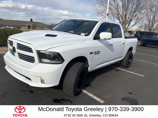 Bright White Clearcoat 2015 RAM 1500 Sport Crew Cab 4WD Pickup Truck Four-Wheel Drive 8-Speed Automatic