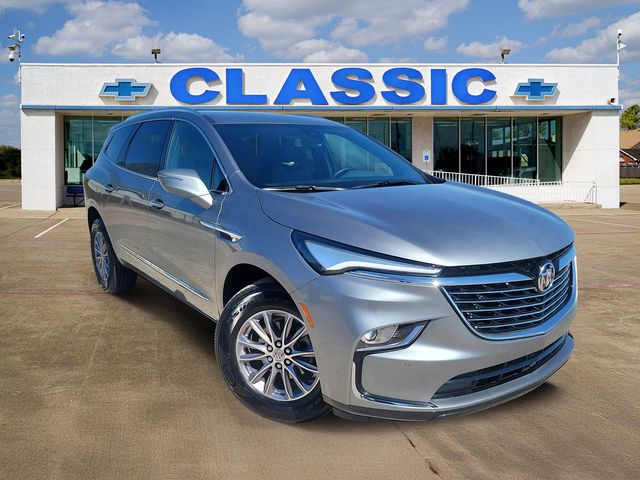 2023 Buick Enclave Essence - 0