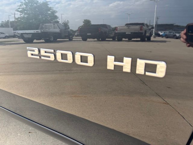 2026 Chevrolet Silverado 2500 HD LTZ - Photo 41