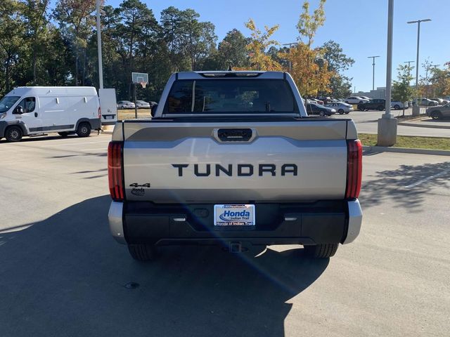 2024 Toyota Tundra Hybrid Limited Crewmax 5.5 8