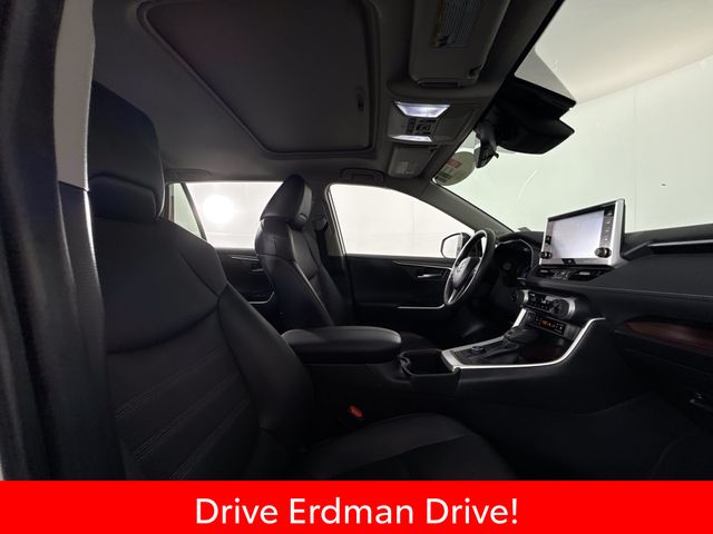 Used 2022 Toyota RAV4 SUV