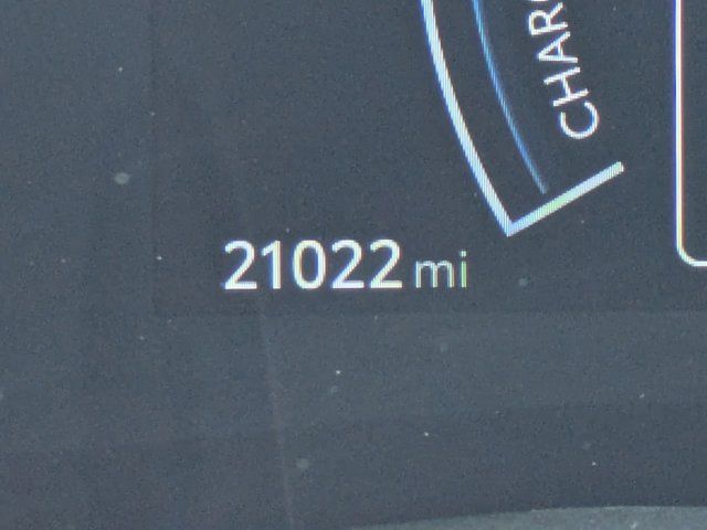 2025 Toyota Camry LE - Photo 23