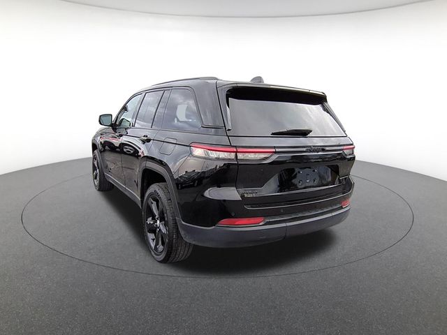 new 2025 Jeep Grand Cherokee car, priced at $42,199