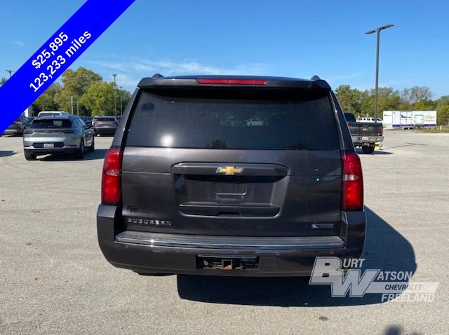 2017 Chevrolet Suburban Premier 4