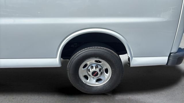 Used 2023 White GMC LS image 9