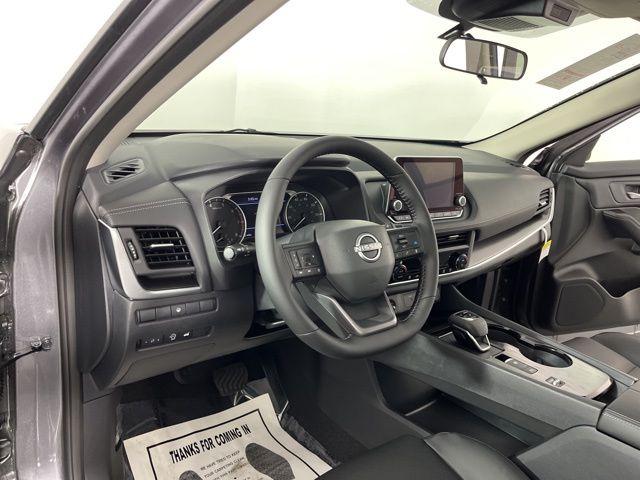 2025 Gun Metallic Nissan Rogue SV FWD SUV