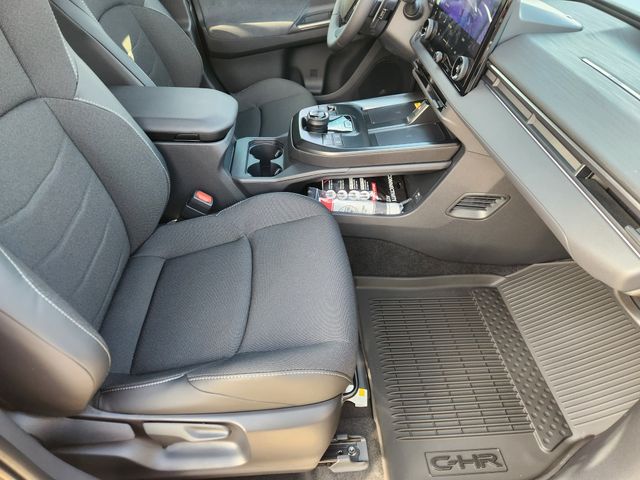2026 Toyota C-HR SE Black at Community Toyota