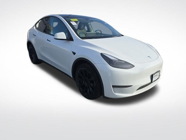 2023 Tesla Model Y Long Range's photo