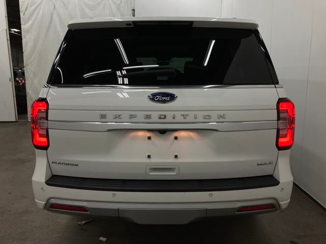 2022 Ford Expedition MAX Platinum