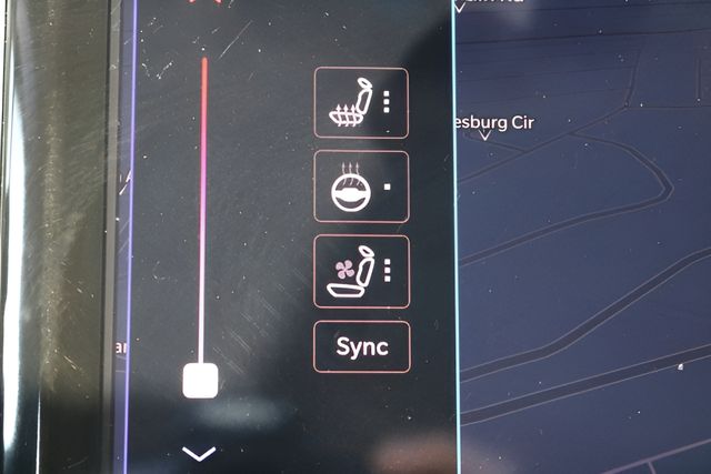 Used Car 2023 Jeep Grand Cherokee  Overland For Sale Under $40,000 In Austin, Texas