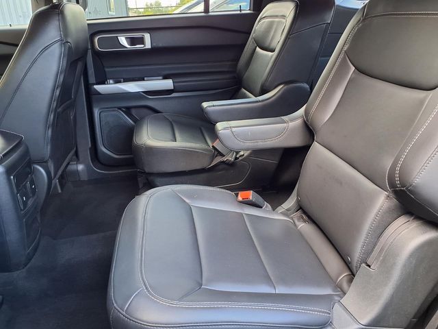 2023 Ford Explorer - Image 7