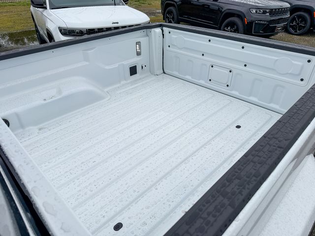 new 2026 Jeep Gladiator car, priced at $39,405