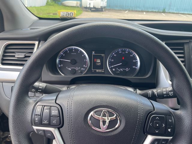 Used 2018 Toyota Highlander SUV