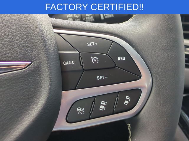 Used 2025 Black Chrysler LX image 20