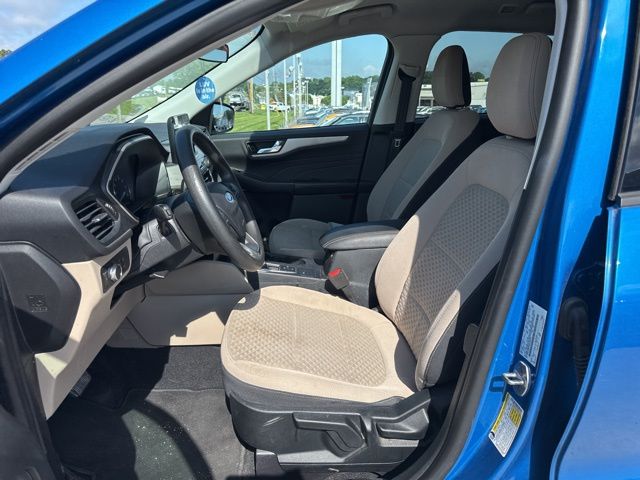 2021 Ford Escape Hybrid SE photo