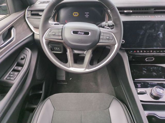 new 2026 Jeep Grand Cherokee car, priced at $47,817