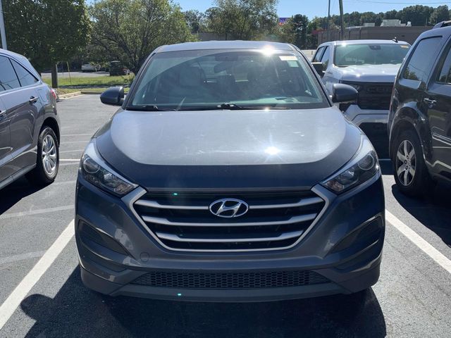 2017 Hyundai Tucson SE 3