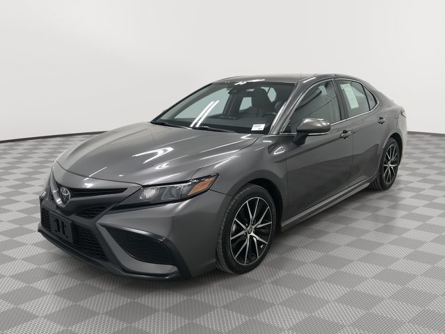 2023 Toyota Camry SE 1