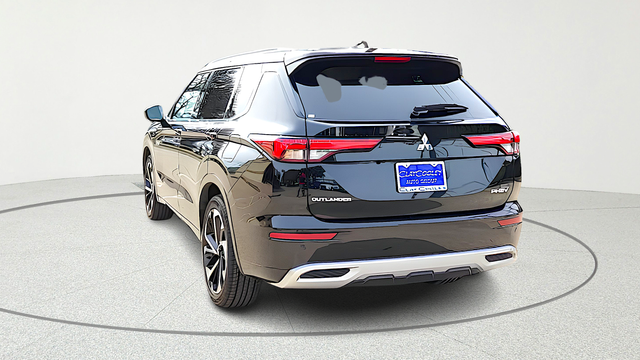 2024 Mitsubishi Outlander PHEV