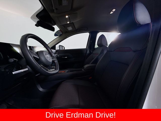 2025 Nissan Kicks SR - Photo 6