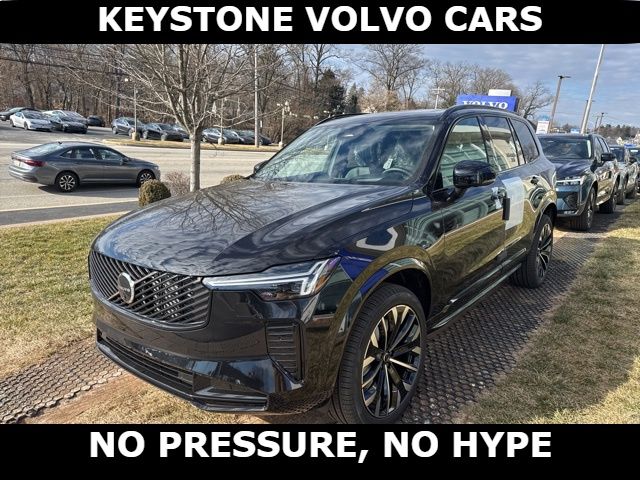 2026 Volvo XC90 B6 Ultra Dark 6-Passenger AWD