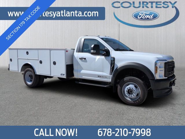 Oxford White 2026 Ford F-550 Super Duty Chassis Pickup Truck Automatic