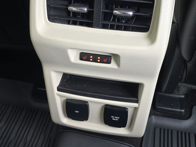 2019 Ford Edge Titanium:45449B