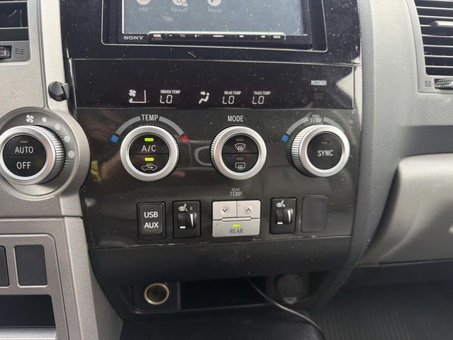 2013 Toyota Sequoia - Image 19
