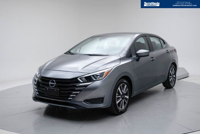 Gray (Gun Metallic) 2024 Nissan Versa SV FWD Sedan Front-Wheel Drive Continuously Variable Transmission