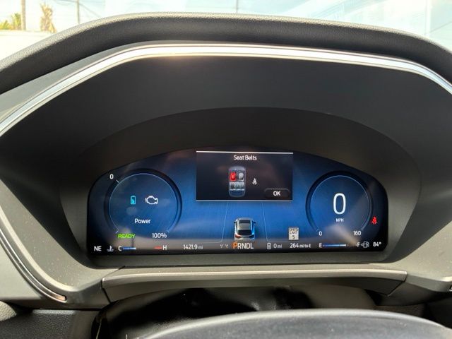 2025 White Metallic Ford Escape Plug-In Hybrid Base FWD SUV