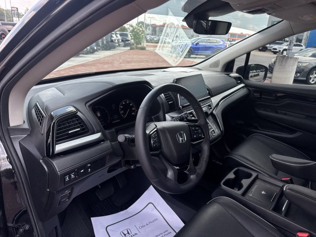 Used 2025 Honda Odyssey Van