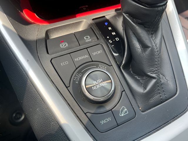 Used 2020 Toyota RAV4 SUV