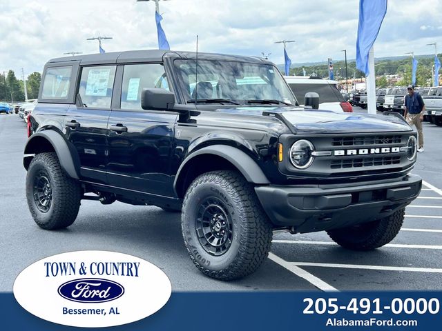 Shadow Black 2026 Ford Bronco SUV / Crossover Four-Wheel Drive Automatic