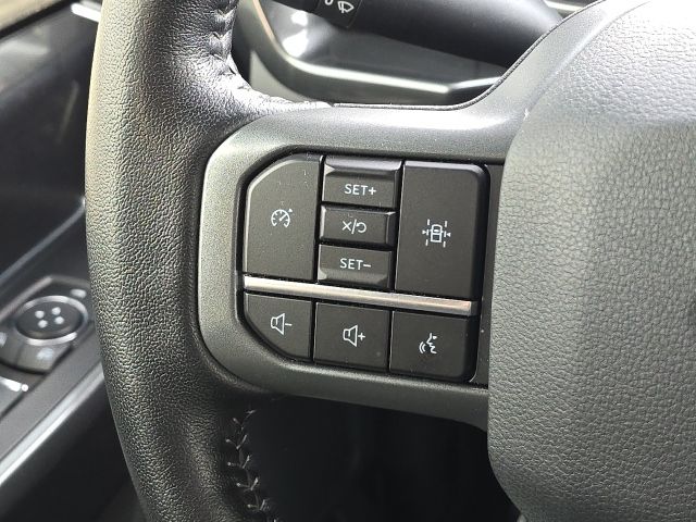 2022 Ford F-150 XLT:B02121