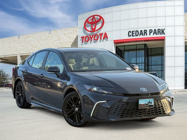 2025 Toyota Camry Underground Sedán Tracción delantera Transmisión variable continua