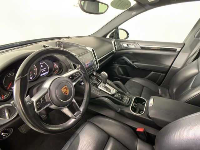 2017 Porsche Cayenne Platinum Edition 13