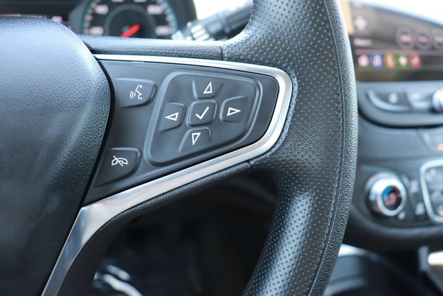 2024 Chevrolet Malibu LT photo